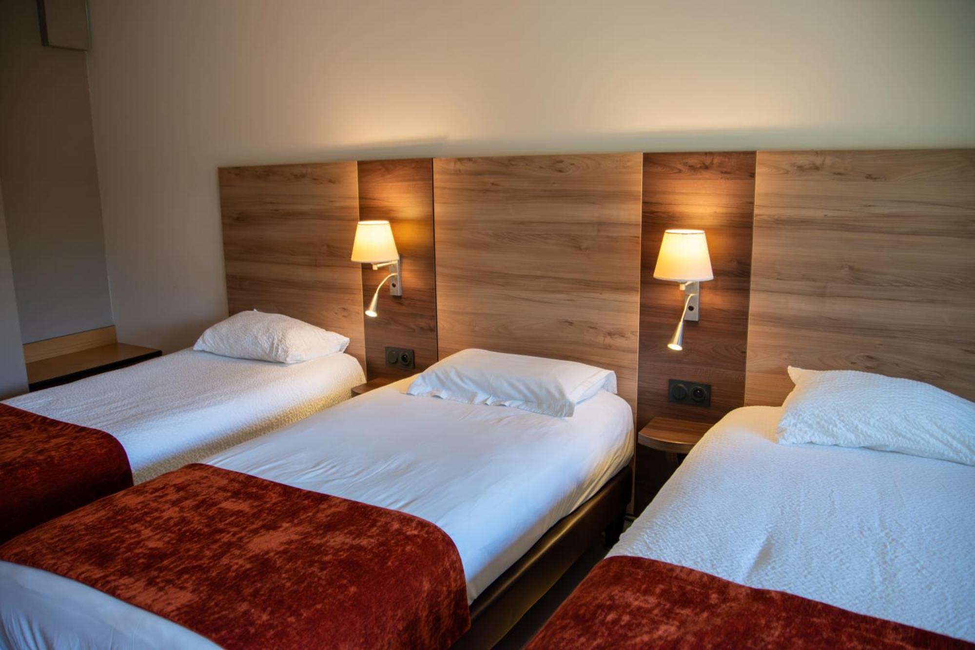 Logis Des Sources Hotell Créney-près-Troyes Eksteriør bilde